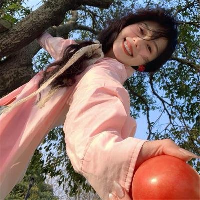 香格里拉下雪了吗 海报